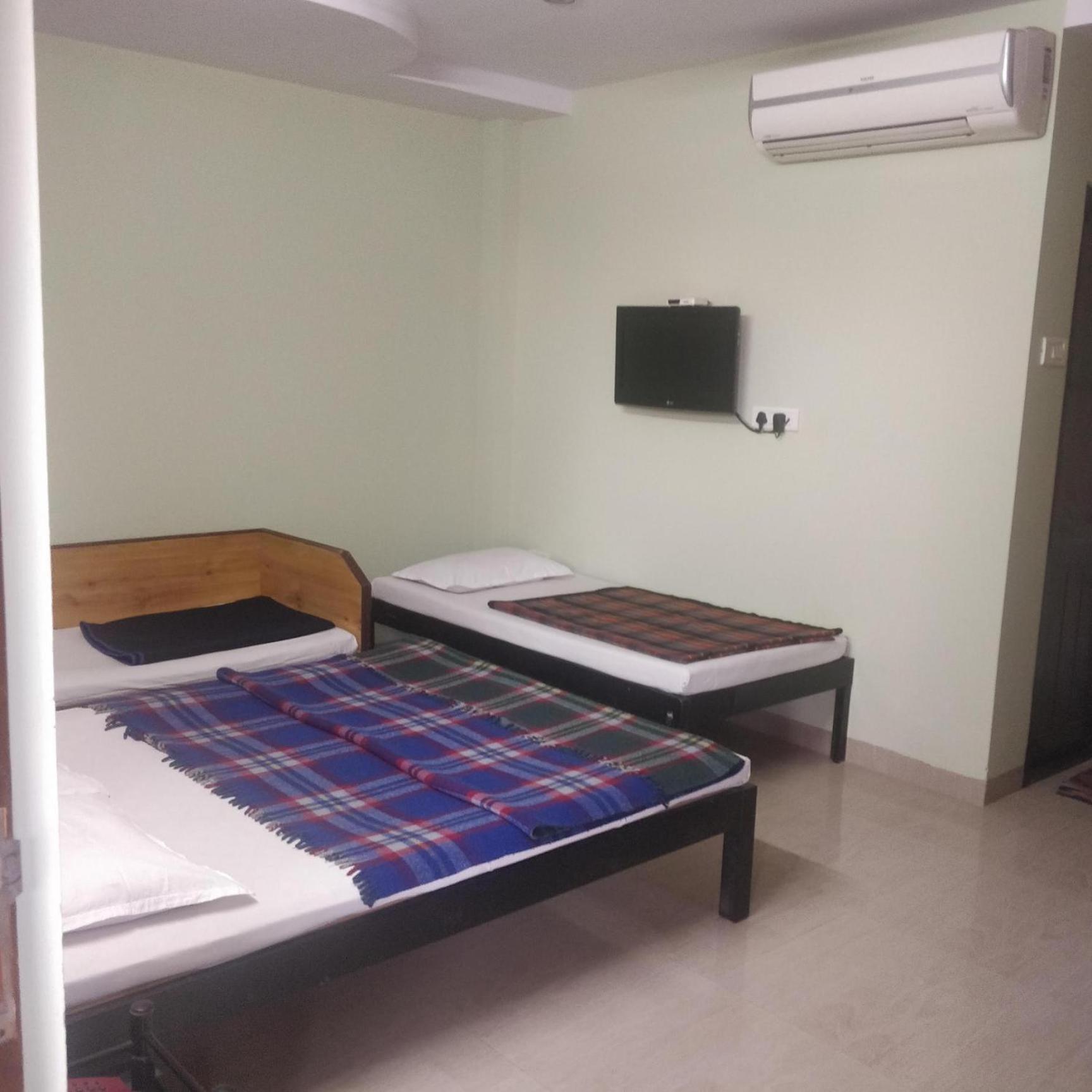 Hotel Delta Executive Shirdi Ngoại thất bức ảnh