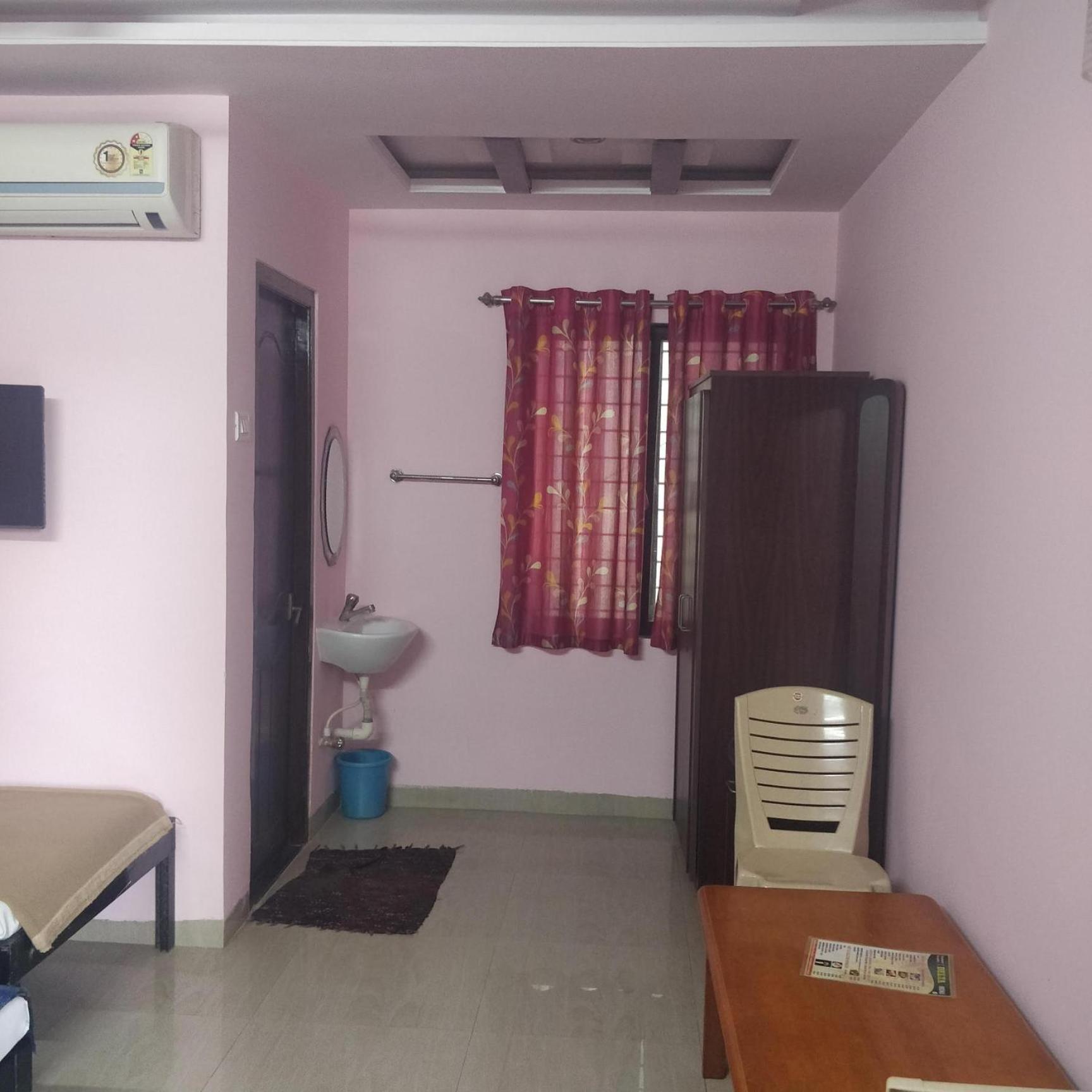 Hotel Delta Executive Shirdi Ngoại thất bức ảnh