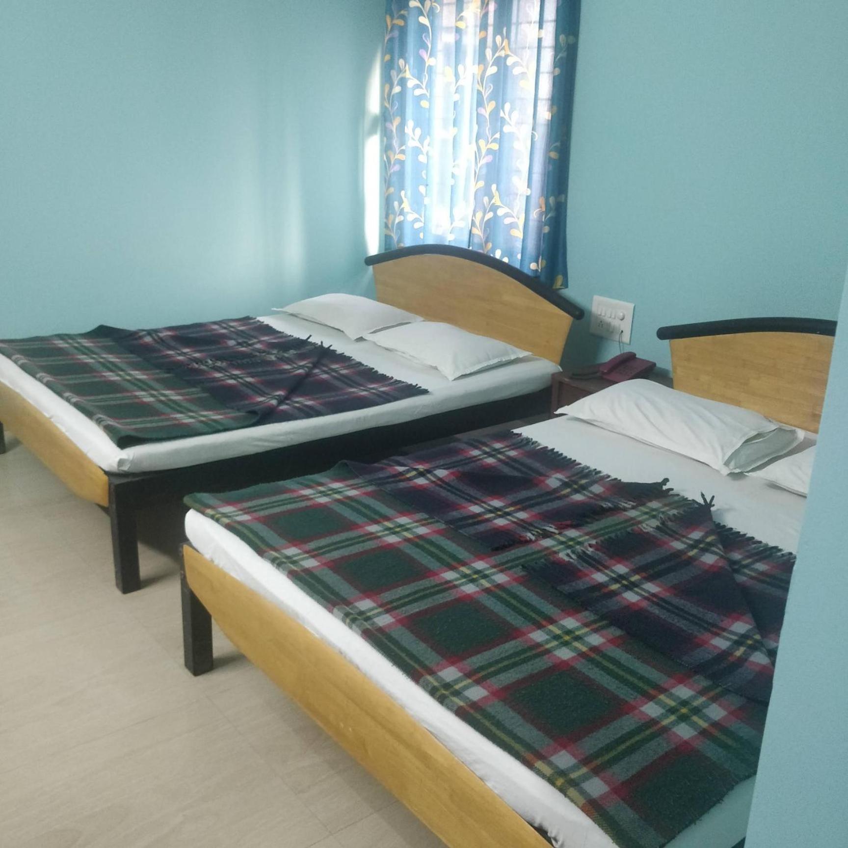Hotel Delta Executive Shirdi Ngoại thất bức ảnh