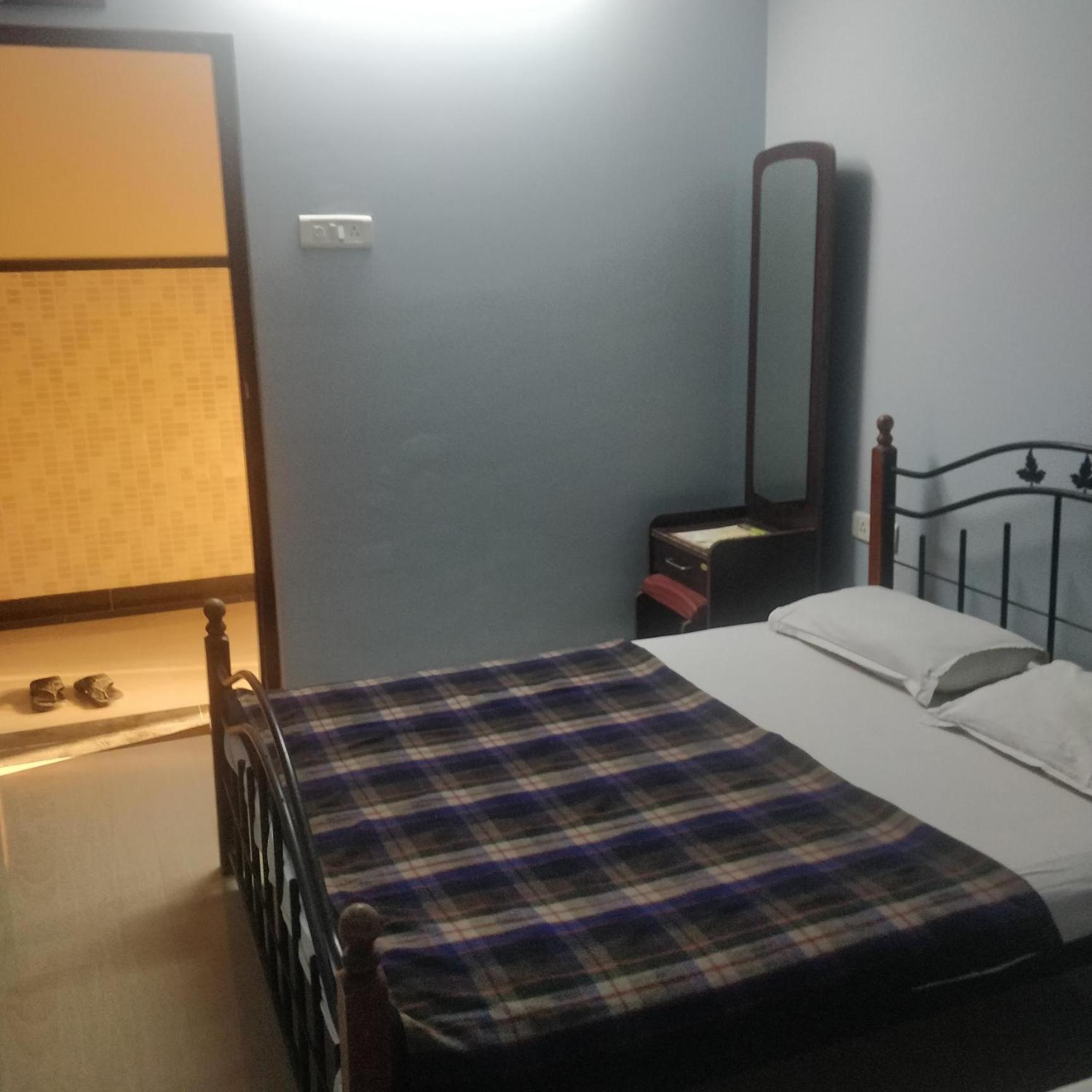 Hotel Delta Executive Shirdi Ngoại thất bức ảnh